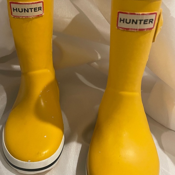 Hunter Mustard Yellow Rain Boots - Picture 3 of 3